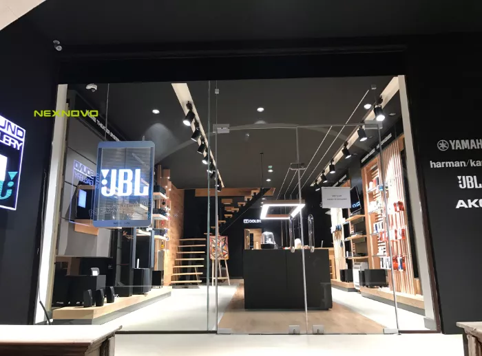 2018法国商超设备展看晶泓携透明LED显示屏玩转智能传播新模式(图7)