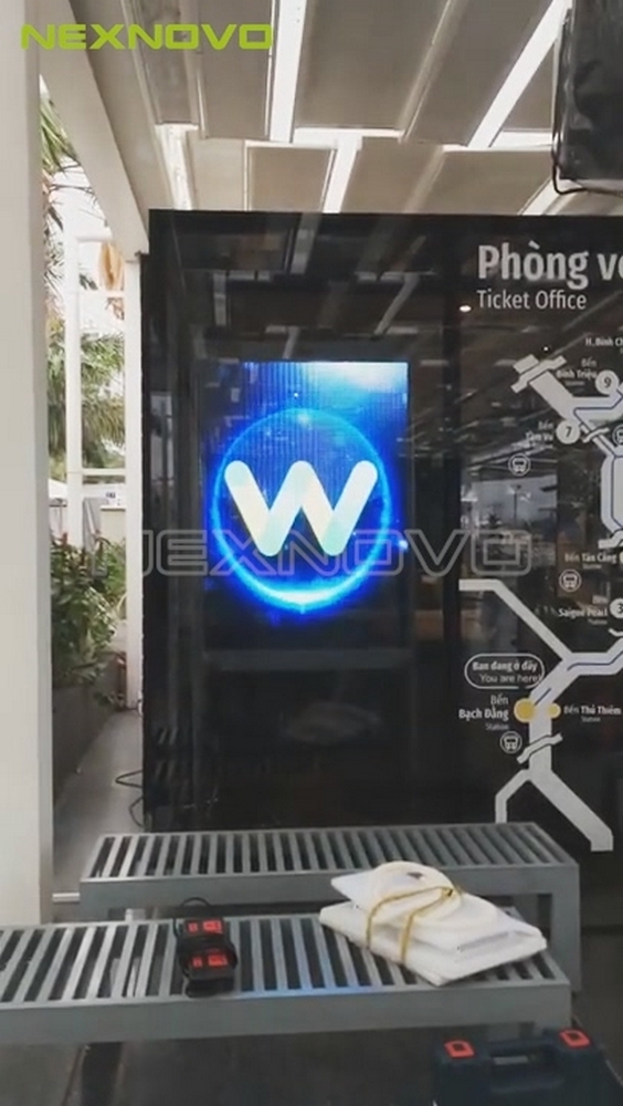 越南西贡水吧透明LED显示屏项目(图6)