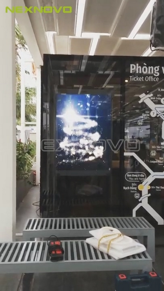 越南西贡水吧透明LED显示屏项目(图7)