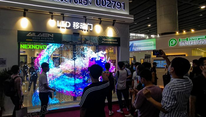 晶泓LED光电玻璃屏,建博会大放异彩,燃爆展会现场!(图6)